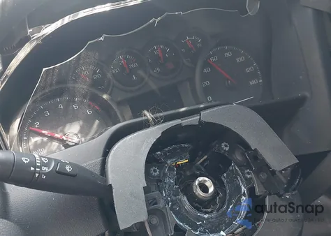 2021 Chevrolet Silverado 1500 4Wd Double Cab Standard Bed Custom z USA, uszkodzony, nr VIN 1GCRYBEK2MZ223101